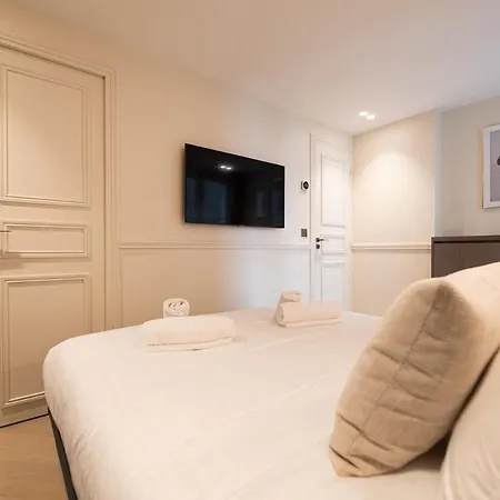 Relax In A Charming Flat In Le Marais Apartment Paris