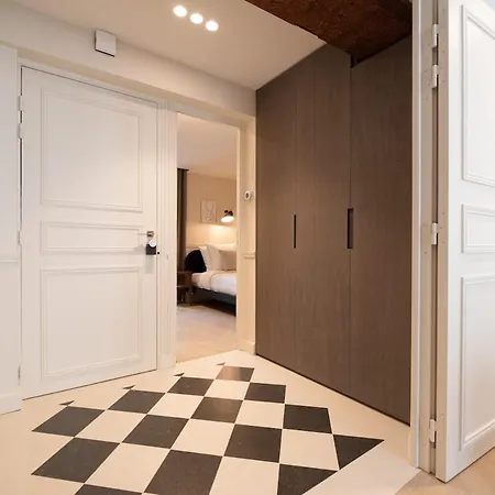 Relax In A Charming Flat In Le Marais Paris