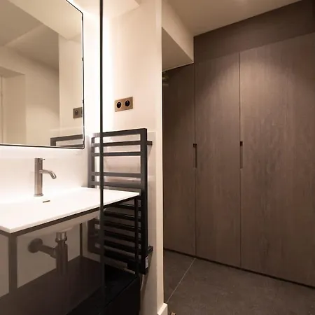 Relax In A Charming Flat In Le Marais Apartment *